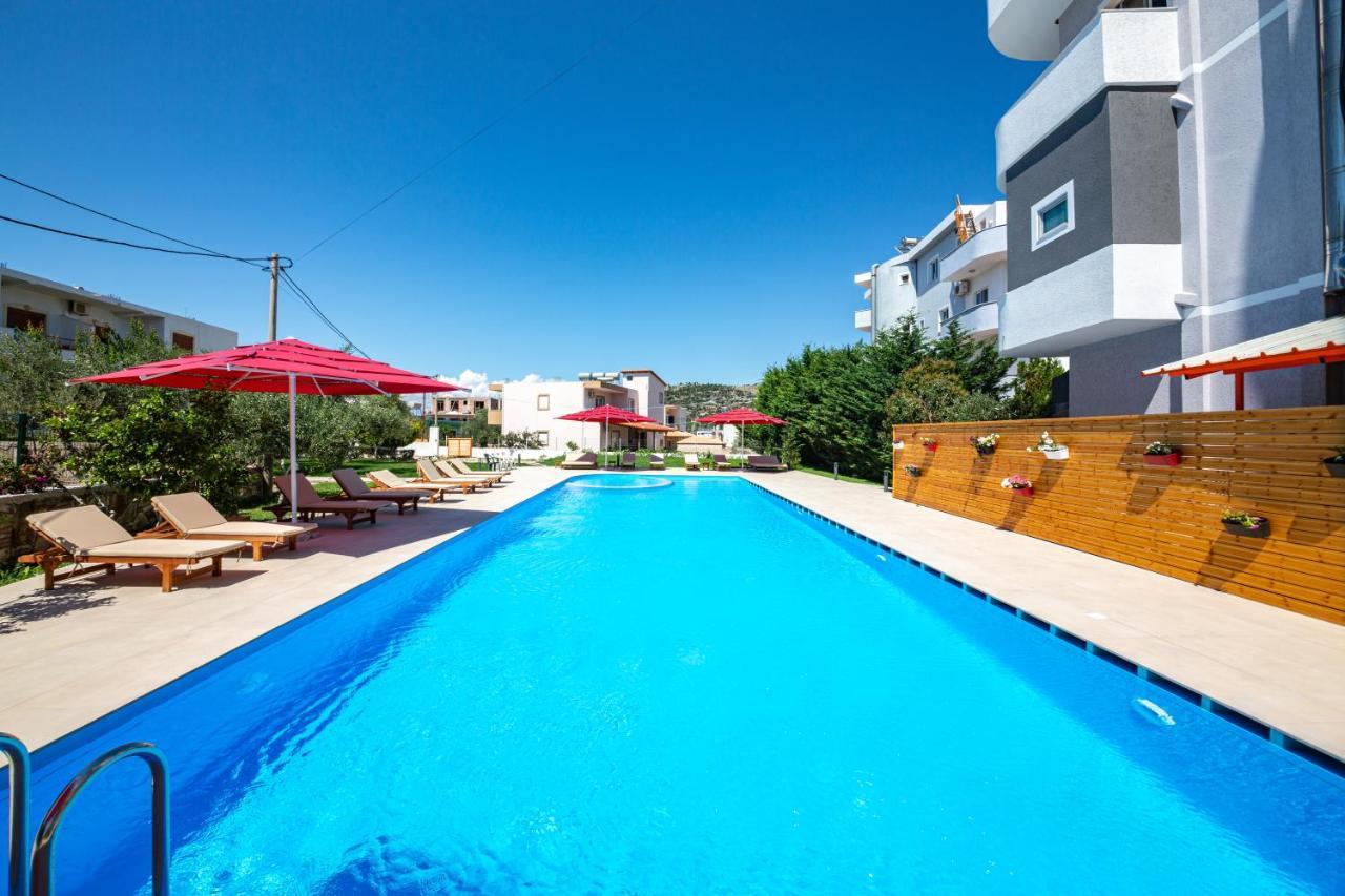 Hotel Villa Qendra คซามิล ภายนอก รูปภาพ