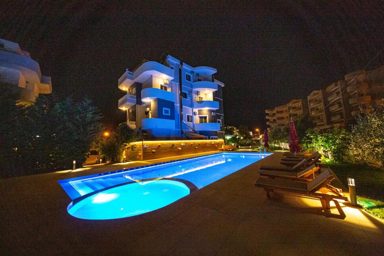 Hotel Villa Qendra คซามิล ภายนอก รูปภาพ