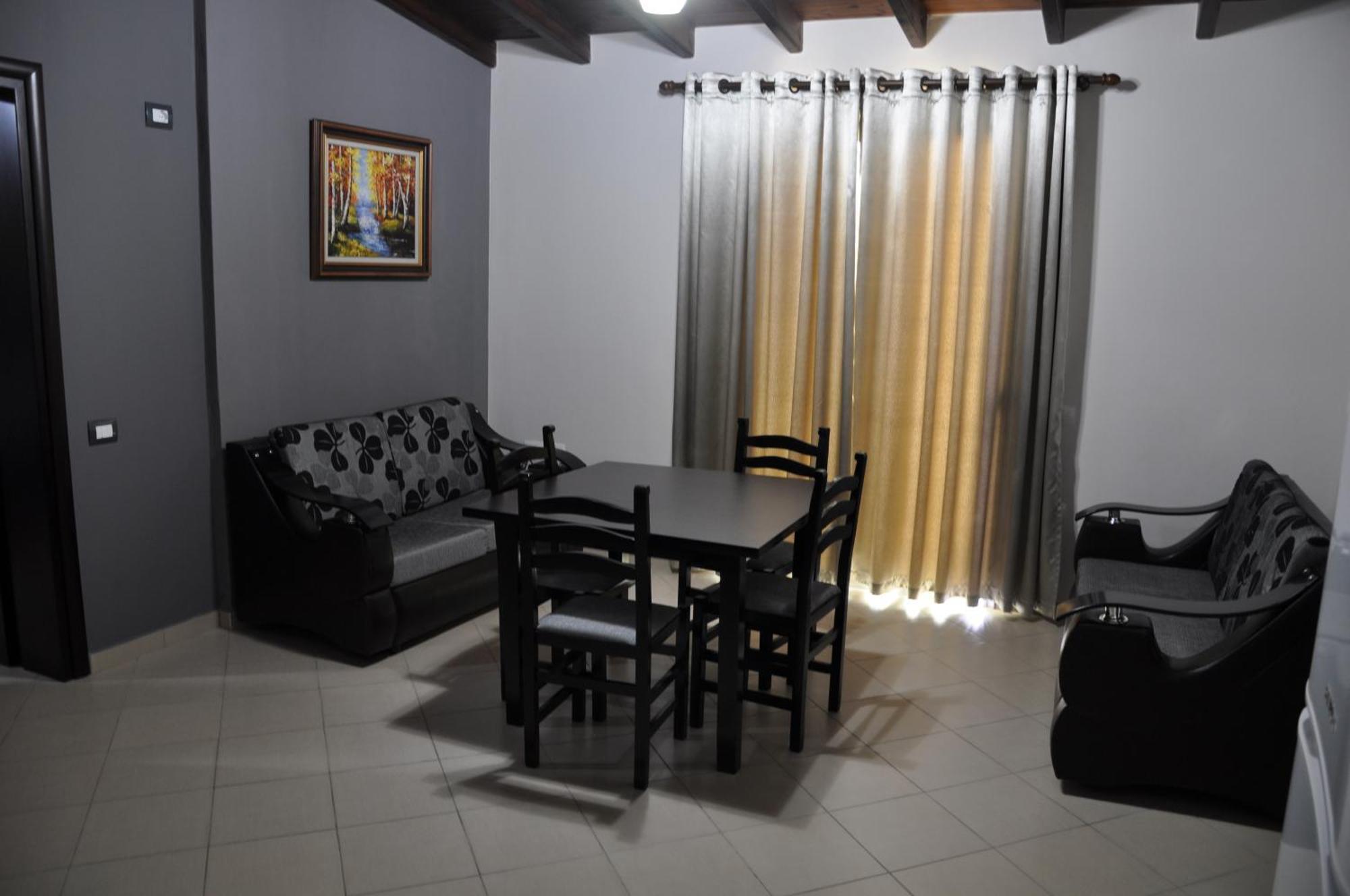 Hotel Villa Qendra คซามิล ห้อง รูปภาพ