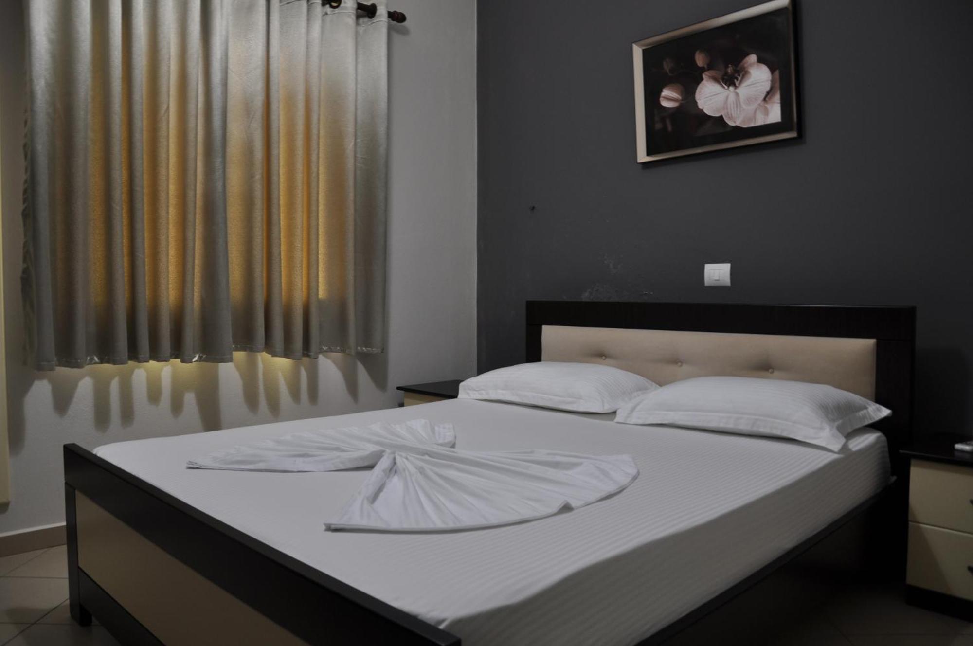 Hotel Villa Qendra คซามิล ห้อง รูปภาพ