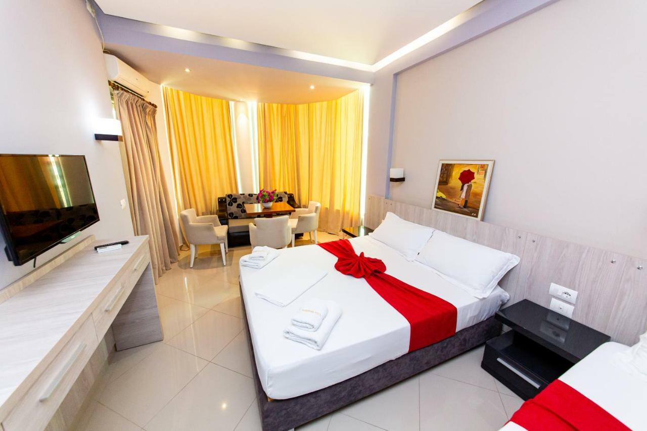 Hotel Villa Qendra คซามิล ภายนอก รูปภาพ